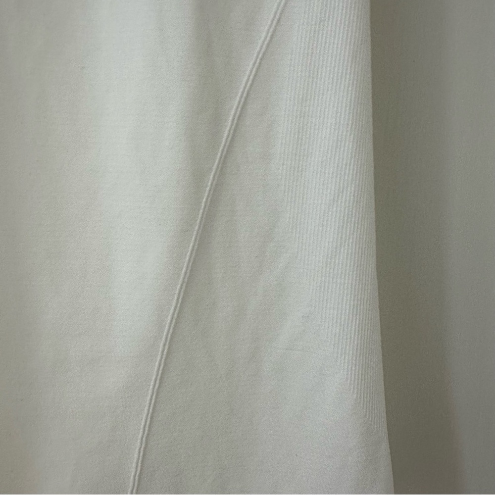 Fabletics White Feather Tech+ Racerback Athletic Tank Top, Size Small, NWT - Picture 7 of 9
